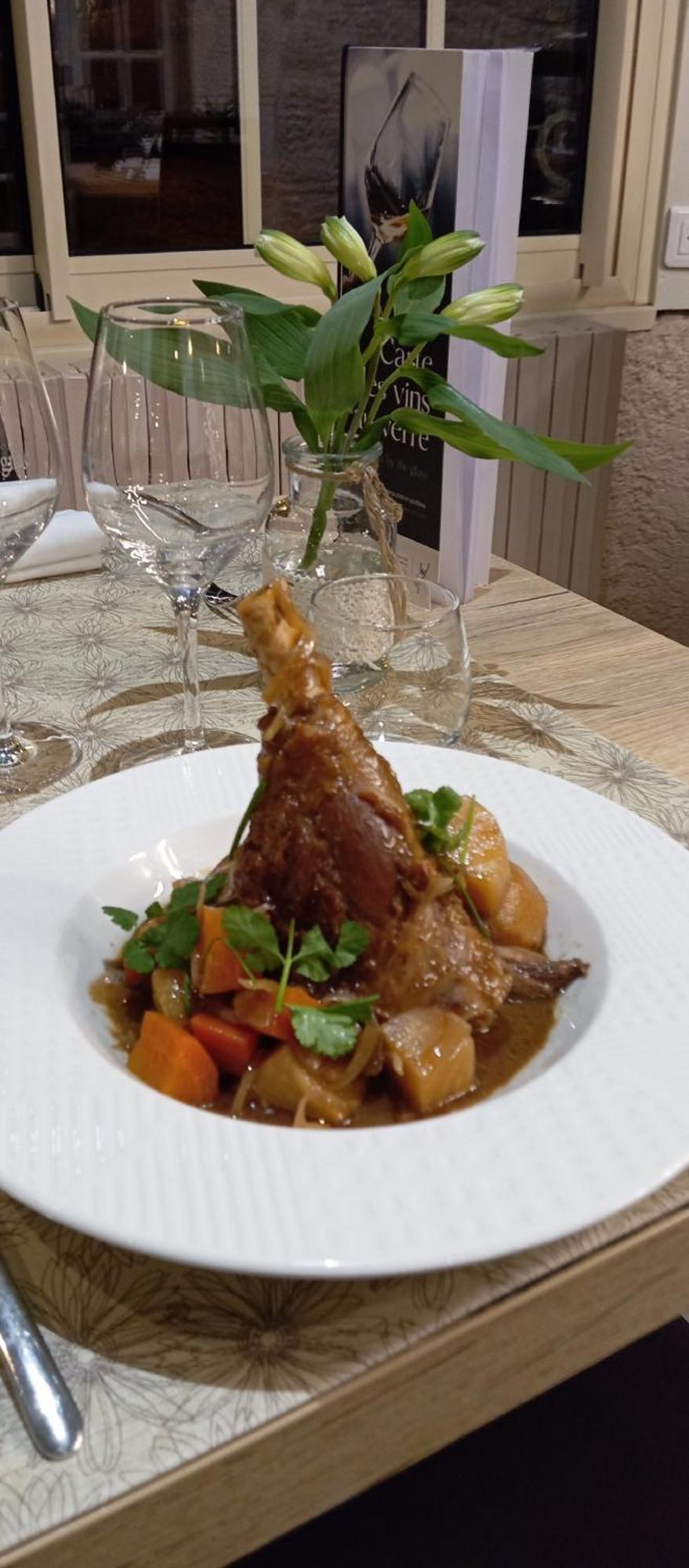 Logis Restaurant La Vieille Auberge, Art And Gallery Hotel Souillac