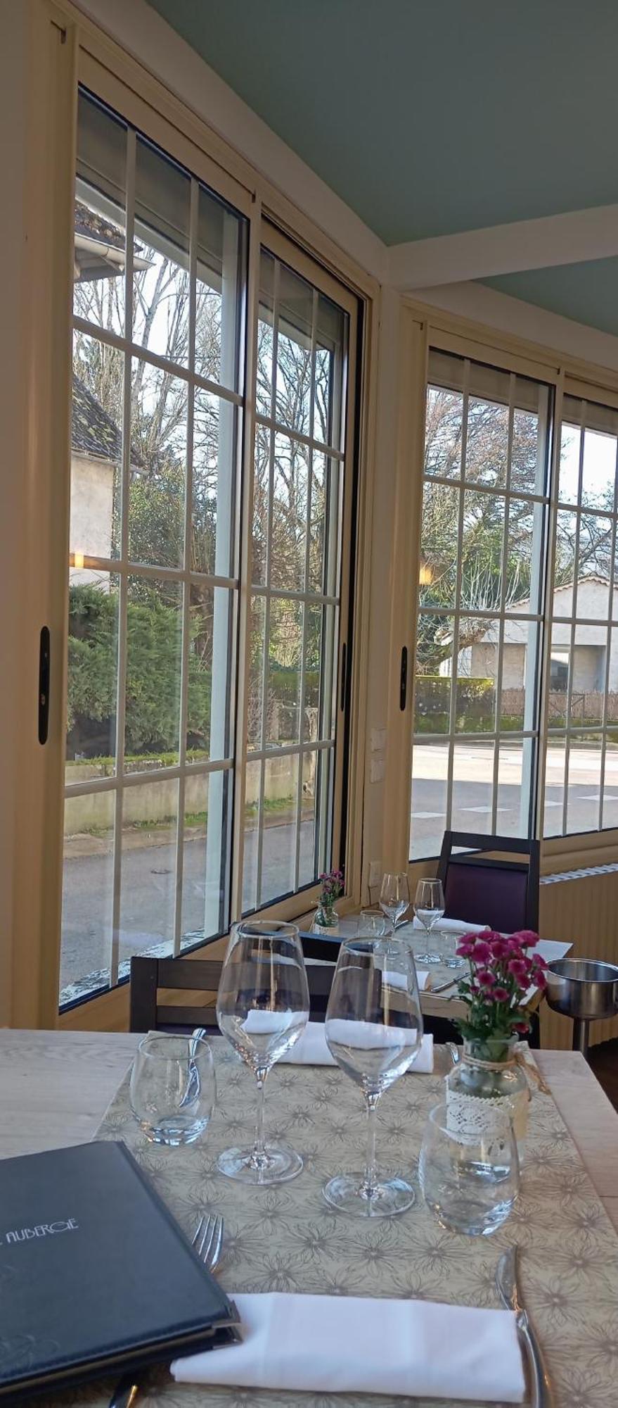 Hotel Logis Restaurant La Vieille Auberge, Art And Gallery Souillac