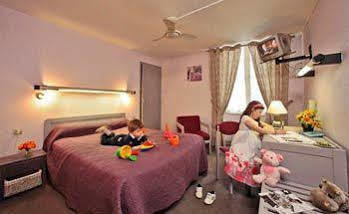 Logis Restaurant La Vieille Auberge, Art And Gallery Hotel 3*